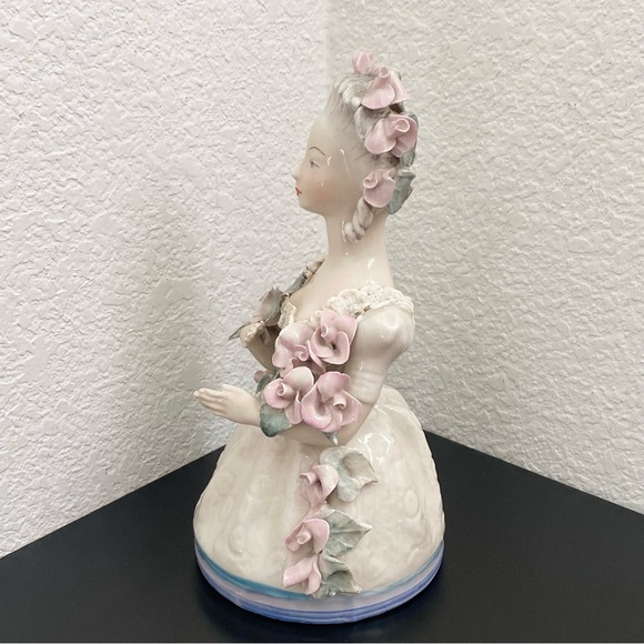 Vintage 40s/50s CORDEY #5054 Victorian Lady With Roses 9” Porcelain Figurine - Picture 7 of 16